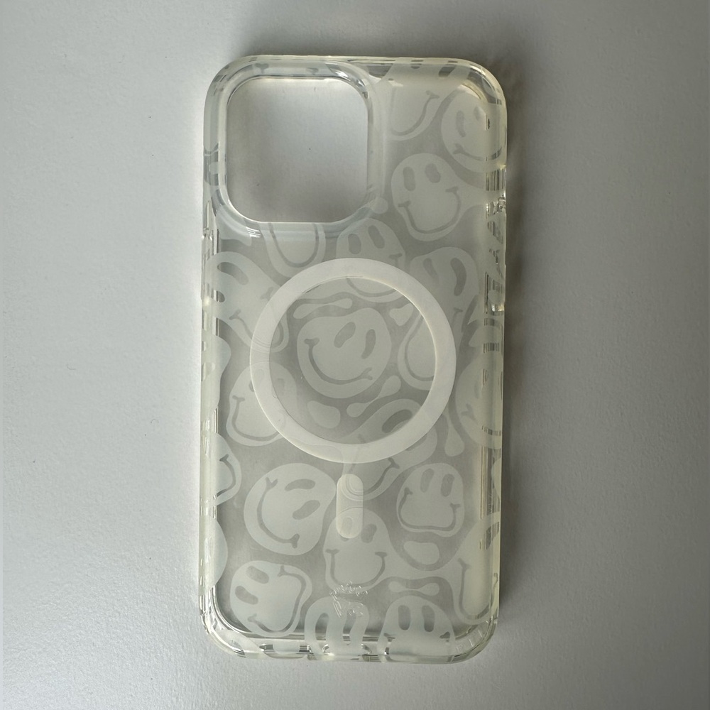 Velvet Caviar iPhone 14 Pro Max Case (MagSafe)